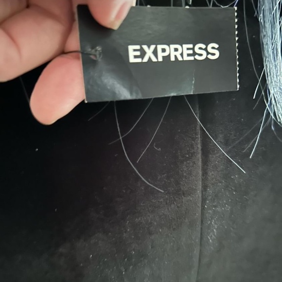 EXPRESS Women's Black Velvet Velour Choker Plunge Long Sleeve Black Romper - Picture 11 of 12